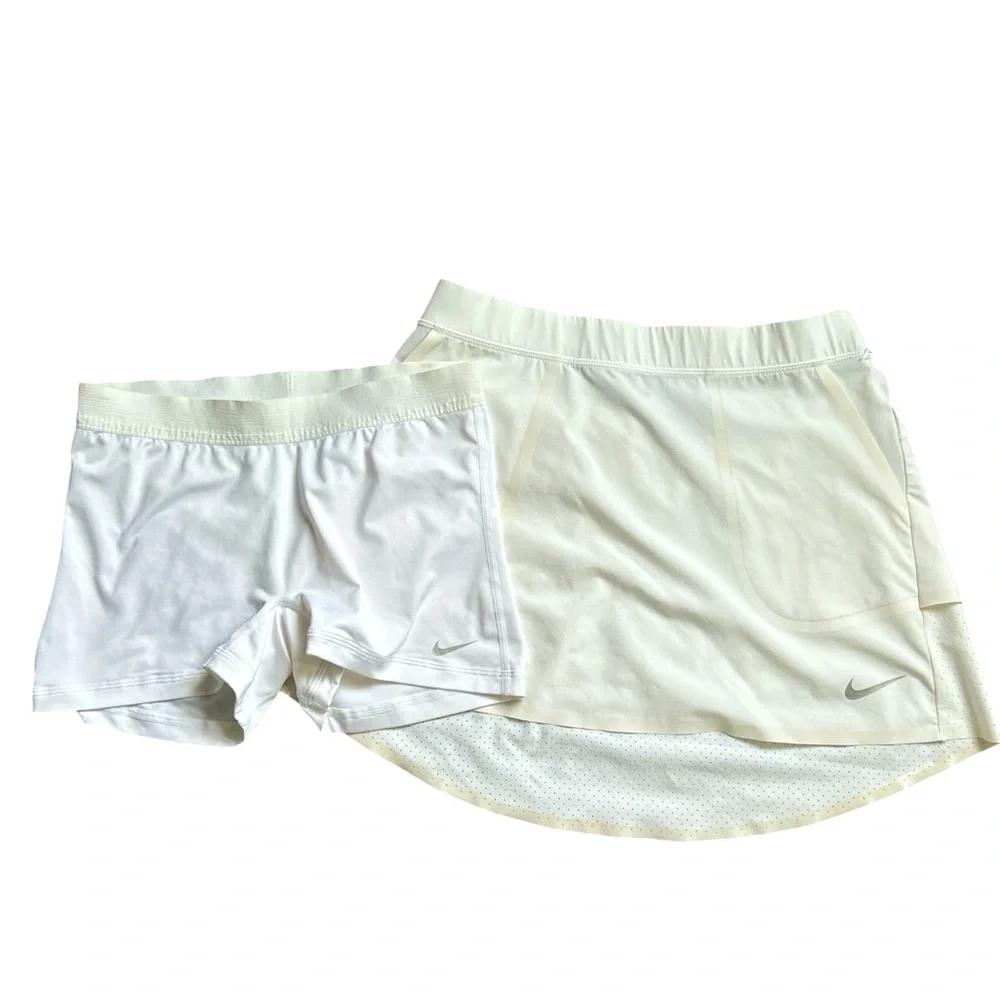 Nike Wome’s White Golf Dri-Fit Skirt and Under Shorts size small - Picture 1 of 13